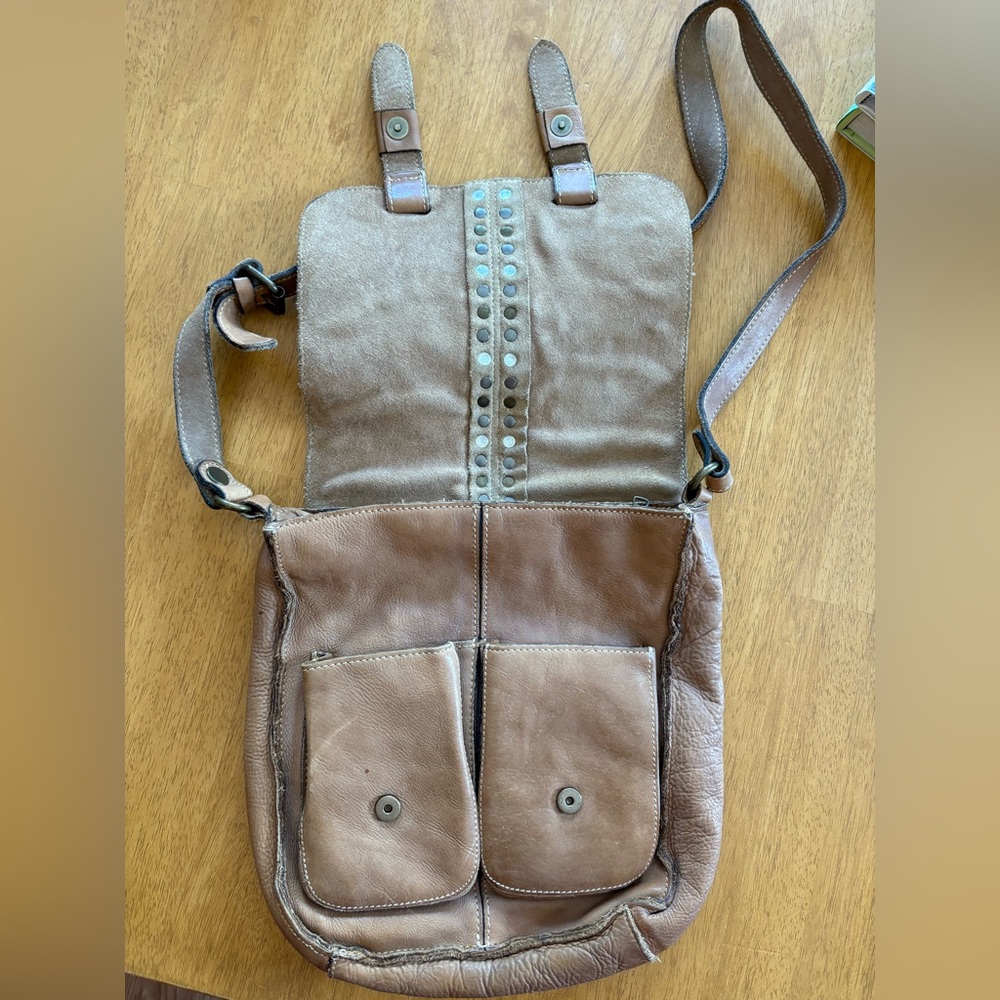 Patricia Nash ARMENO Brown Italian Leather Crossbody Messenger Tan - Picture 6 of 16